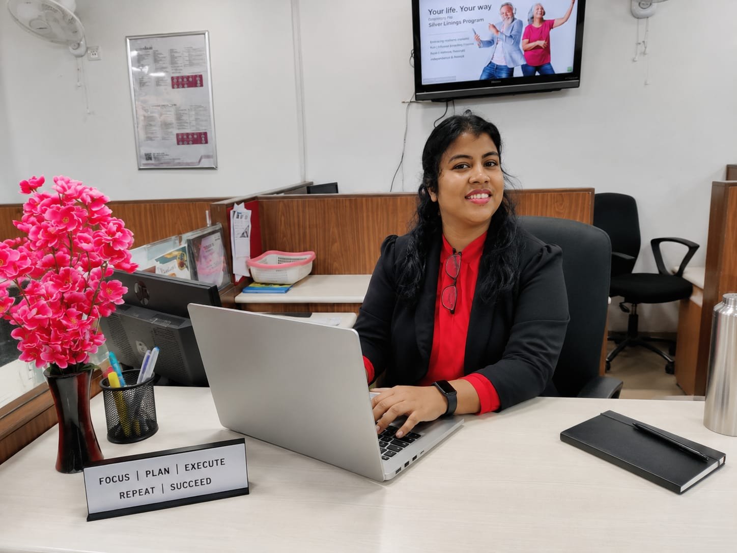 arti kumari with laptop